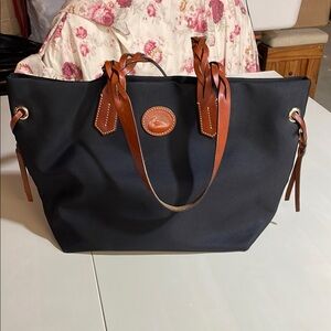 Dooney & Bourke Tote